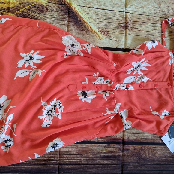 VOLCOM SUNDRESS WITH POCKETS - Picture 6 of 7